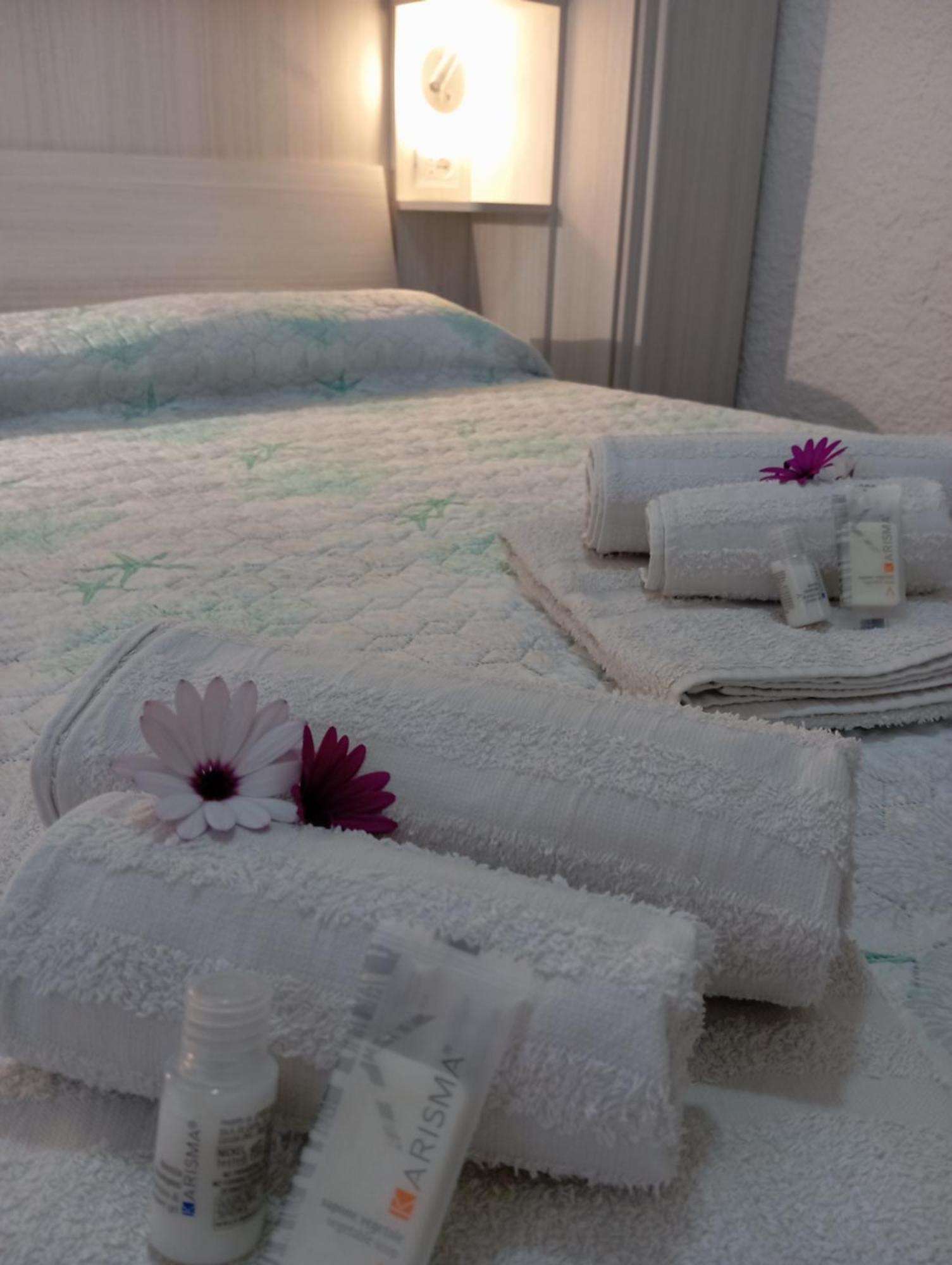 Villa Majore Beb Con Piscina Privata เรนามาจอเร ห้อง รูปภาพ