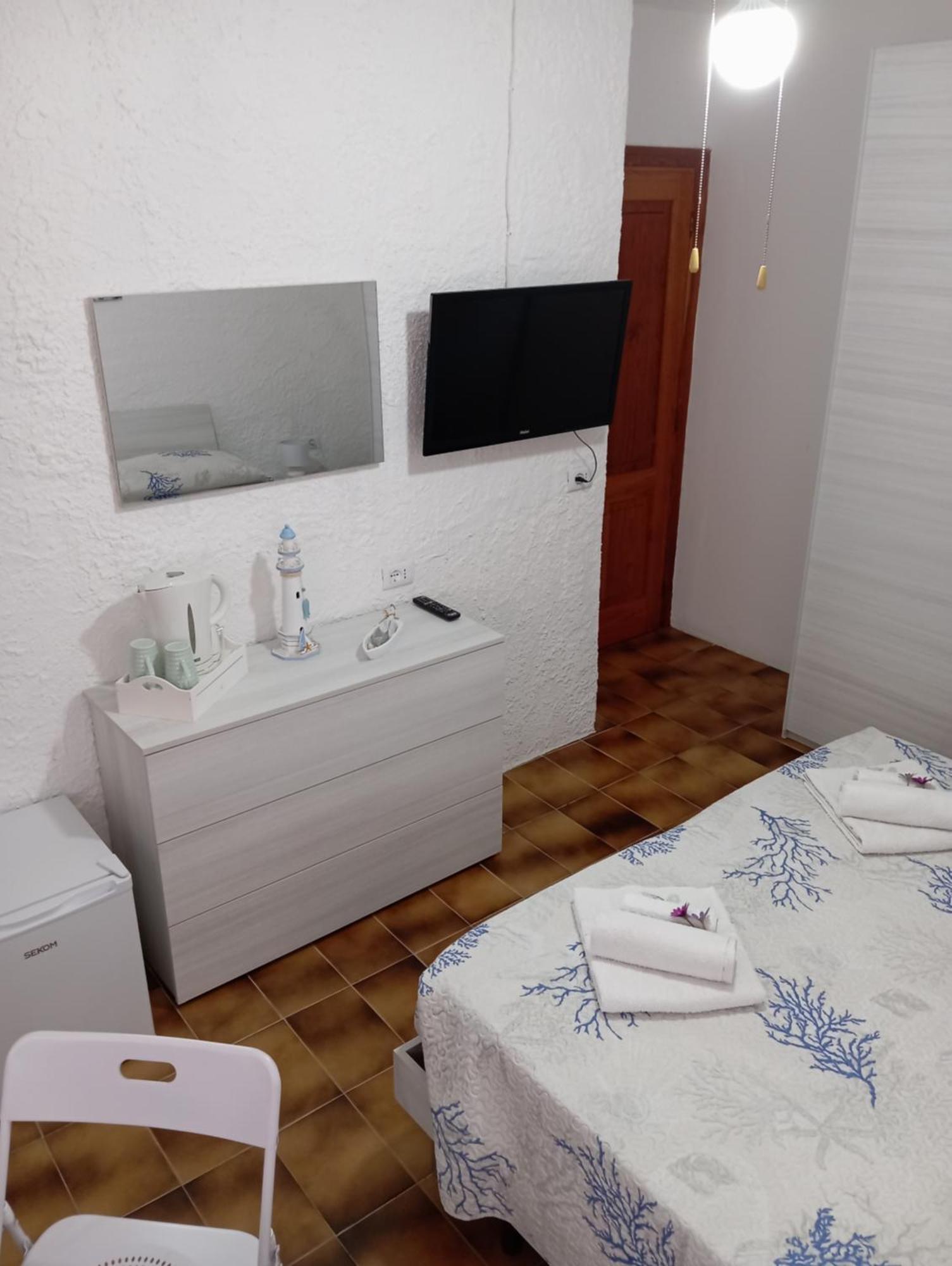 Villa Majore Beb Con Piscina Privata เรนามาจอเร ภายนอก รูปภาพ